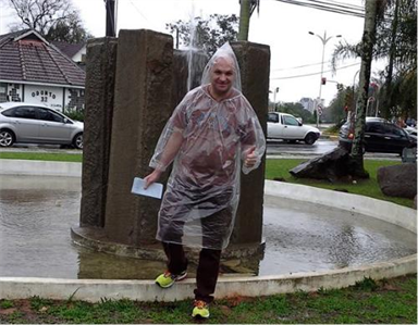 Irmão Sergio Sider evangelizando em Joinville